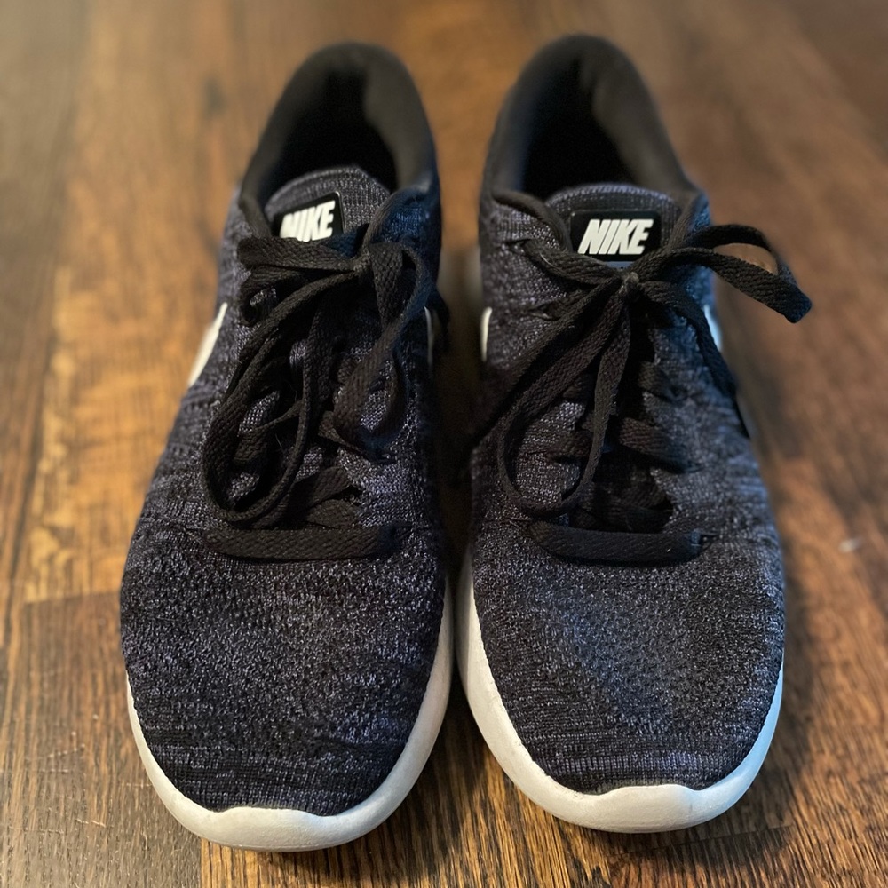 Women’s Nike lunarepic low flyknit